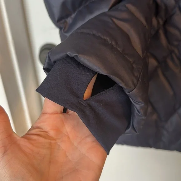 Athleta Navy Blue Puffer Jacket Size M Medium Rose Gold Zipper - Picture 7 of 9